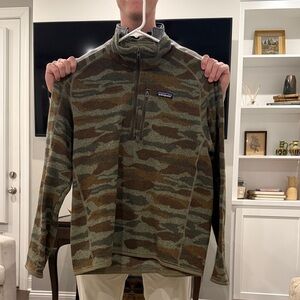 Patagonia Green and Brown Camouflage Pullover